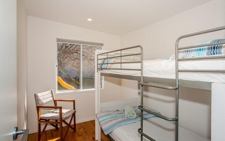 Shoreside - Tutukaka Holiday Home מראה חיצוני תמונה